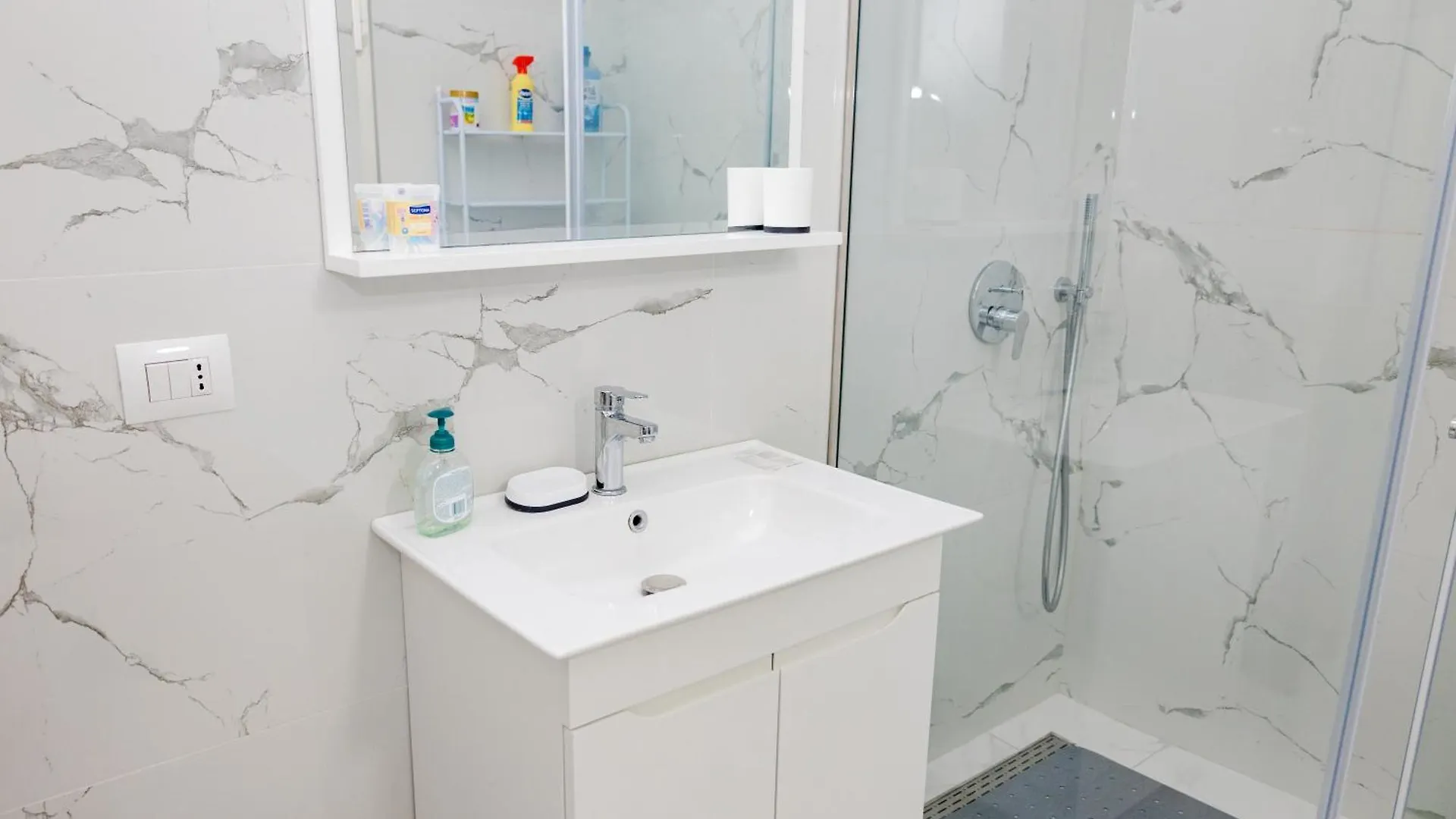 Modern Oasis Near Park & Stadium Tirana Apartment